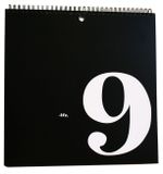 Čiernobiely nástenný kalendár A Little Lovely Company